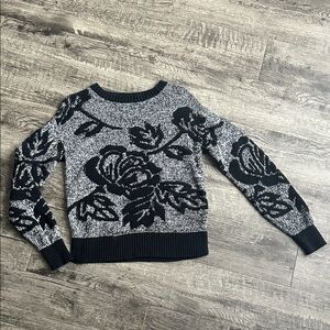 GAP Black and Gray Floral Crew Neck Sweater